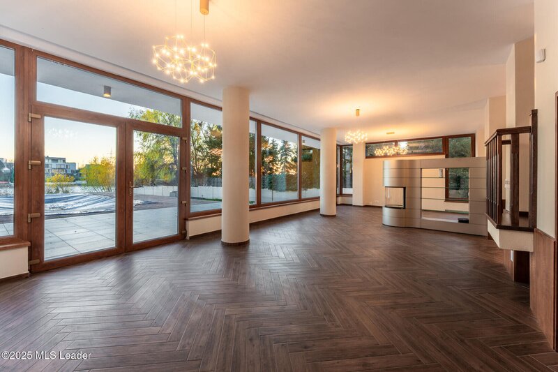 Casa TA de pe malul Lacului Mogosoaia - ST. 617mp, Teren 1182mp